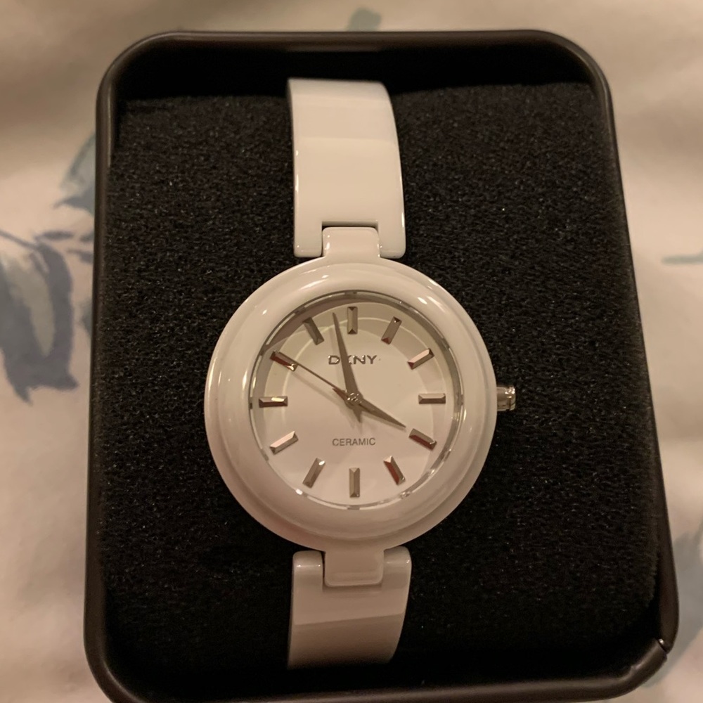 NEW DKNY WATCH